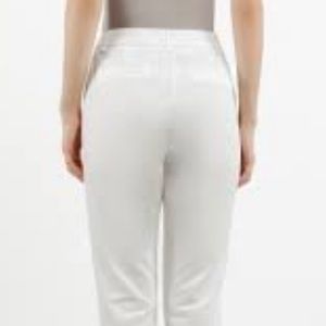 Crosby white cuffed cropped pants.  Size 6
